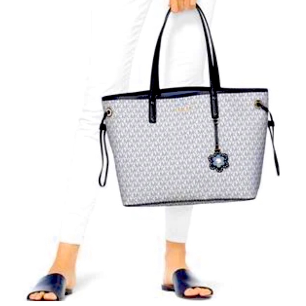 Michael Kors Carter Reversible Large Bag
